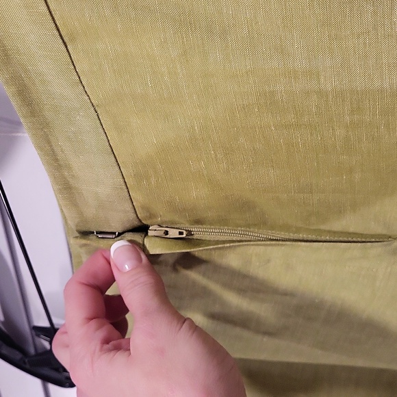 Lafayette 148 Linen and Wool Pants - Picture 2 of 8